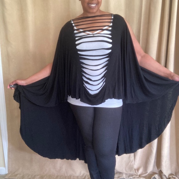 Pyramid Collection, Black Vest/Pancho with slash detail, One size - Picture 2 of 14